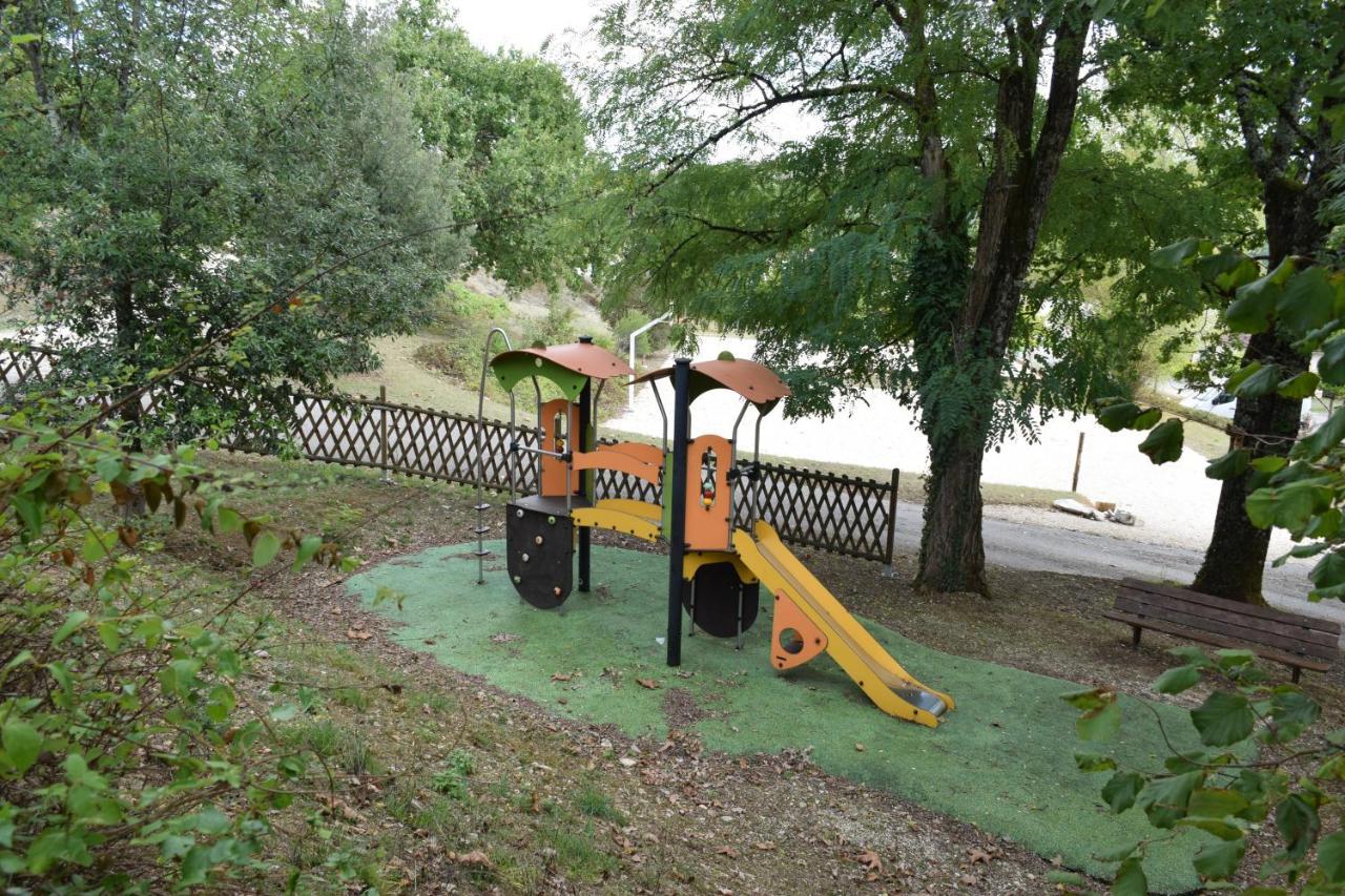 Location Maison A Cajarc 46160 Екстер'єр фото